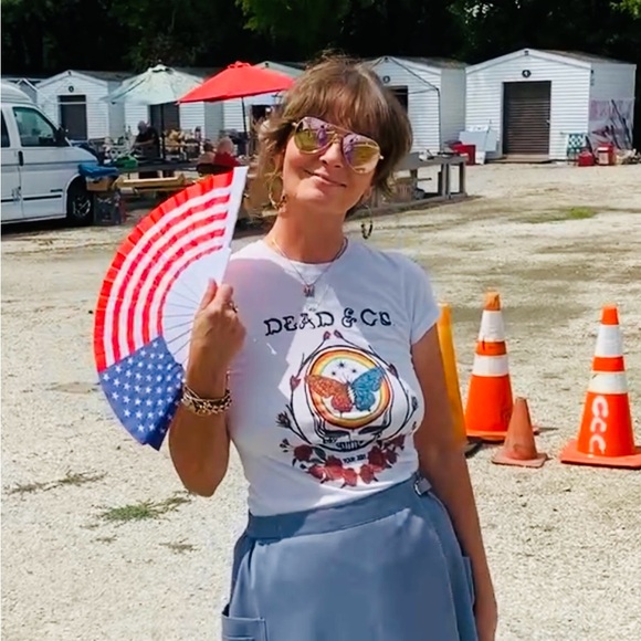 Meet your Posher, Carrie - Picture 1 of 1